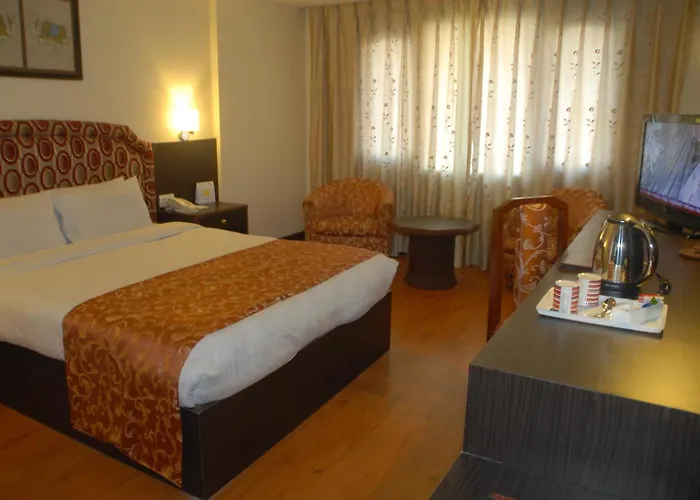 Vaishali 4*