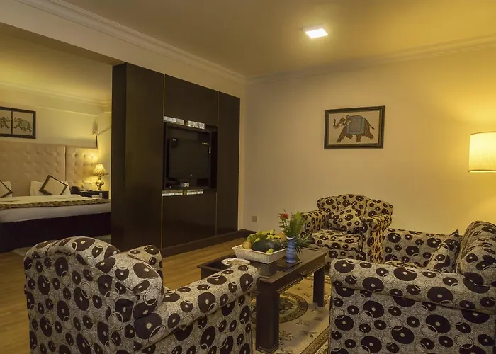 Vaishali Hotel 4*
