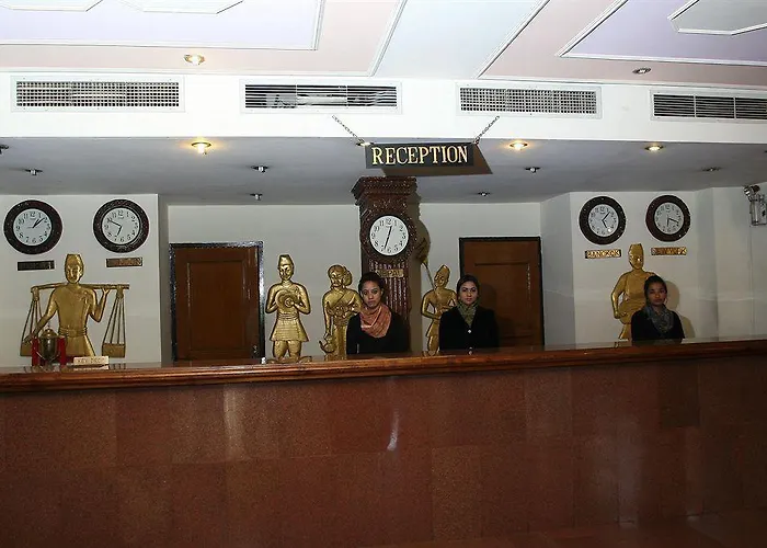 Vaishali Hotel 4*